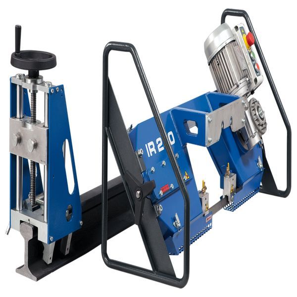 IR 200