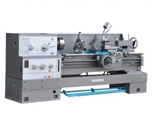 Универсальный токарно-винторезный станок 16К20